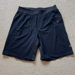 Men’s Lululemon Shorts-size large